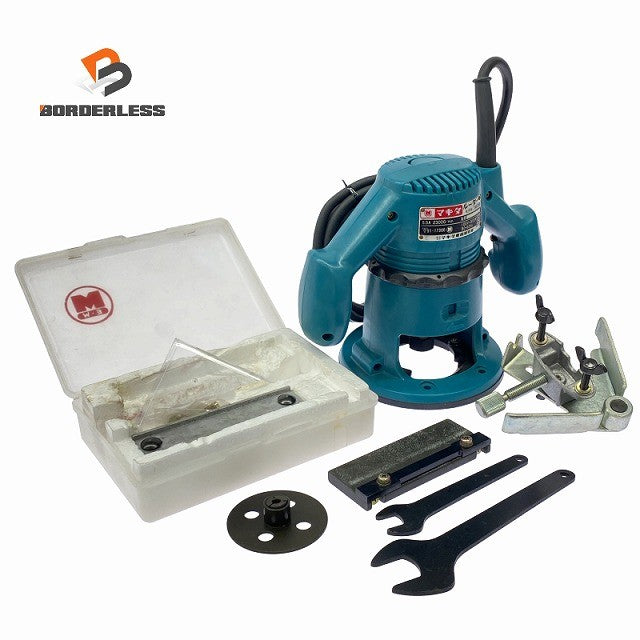 ☆中古品☆makita マキタ 100V 50/60Hz ルーター 3608B コード式 トリマー 木材加工 溝掘り 面取り くり抜き 穴あけ 切削 電動工具130726 ☆中古品☆makita マキタ 100V 50/60Hz ルーター 3608B コード式