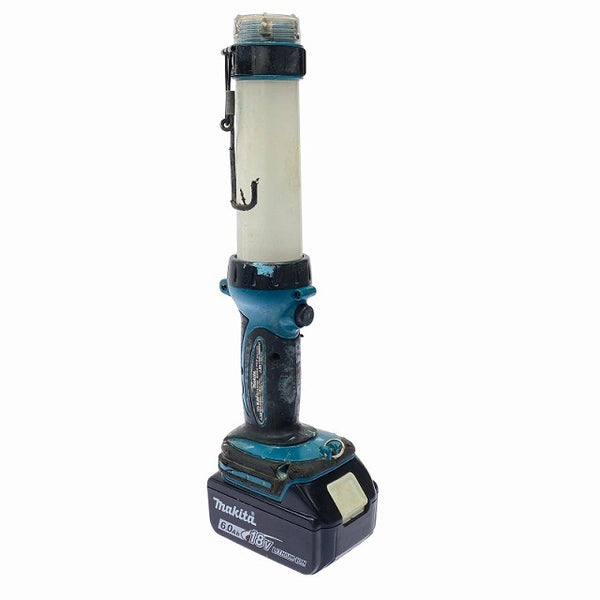 ☆比較的綺麗です☆ makita マキタ 18V 充電式ドライバドリル DF486D ライト ML800 バッテリー2個付き(18V.6.0Ah)付き130560 - 7