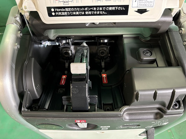 ☆美品☆HONDA ホンダ ガス発電機 EU9iGB enepo エネポ 正弦波インバーター搭載発電機 カセットボンベ式 インバータ発電機 - 6