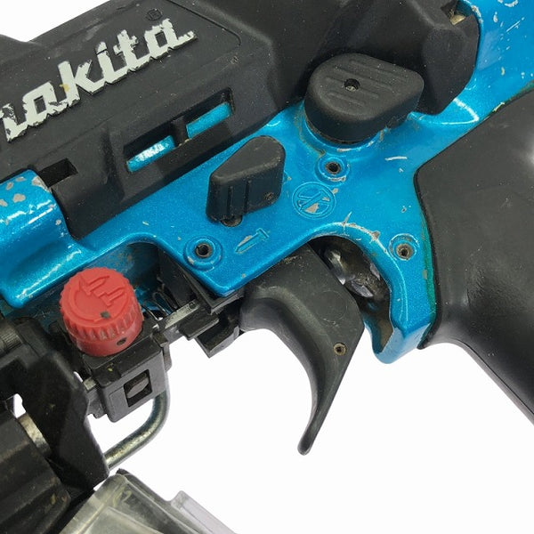 ☆中古品☆makita マキタ 65mm 高圧 エア釘打機 AN636H 青 エア釘打ち機 ロール釘打機 ロール釘打ち機 コイルネイラ - 8