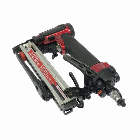 ☆中古品☆makita マキタ 高圧 エアタッカー AT1025HE 赤 ステープル肩幅 10mm 長さ25mm エアータッカー エア工具 - 0