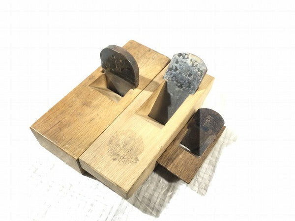 ☆中古品7丁セット☆内丸鉋1個 旭山　外丸鉋2個 健　台直し鉋1個 和彦　反り鉋3個 土牛 廣治 近廣　かんな カンナ 大工道具131769 - 8