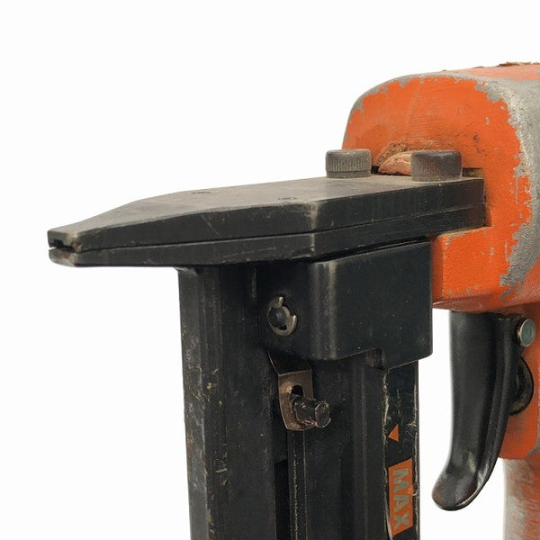 ☆中古品☆ケースオマケ♪ MAX マックス 常圧 仕上げ釘打機 エアネイラ TA-35A/F35MO 釘打ち機 エア工具 大工道具 エアツール119946 - 9