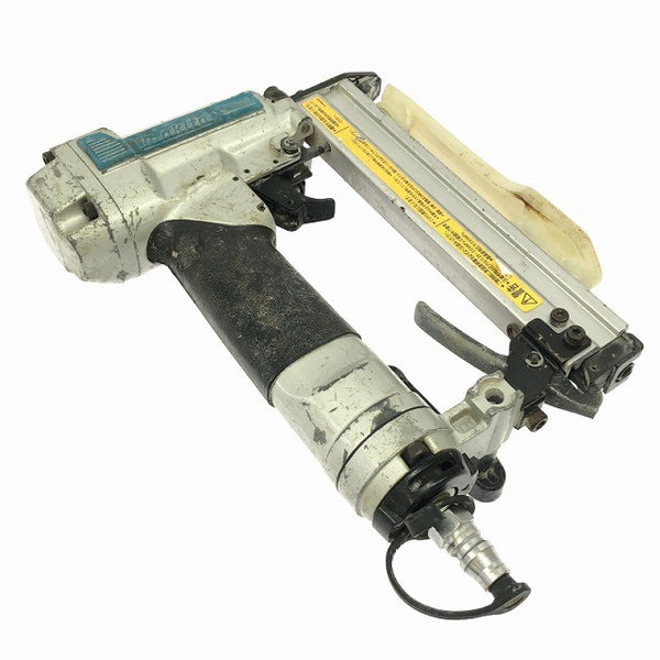 ☆中古品☆makita マキタ 一般庄/常圧 エアタッカー AT425A ステープル幅4mm 長さ25mm エアータッカー エア工具133180 - 3