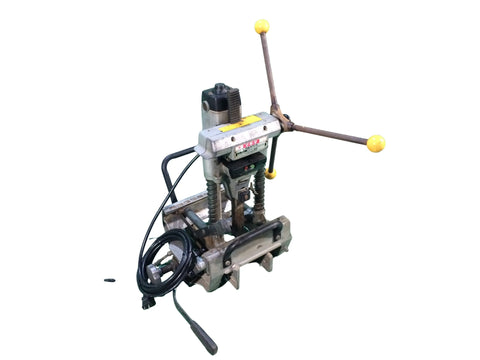 【訳あり】makita マキタ 手動カクノミ 7304 100V 50Hz/60Hz 手動角のみ 手動角ノミ 手動かくのみ 木材加工 電動工具 大工道具121004 - 0