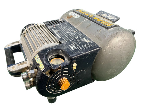 ☆中古品☆MAX マックス 一般圧/常圧 エアコンプレッサー AK-615P2(6) 100V 60Hz エアーコンプレッサー エア工具125495 - 0