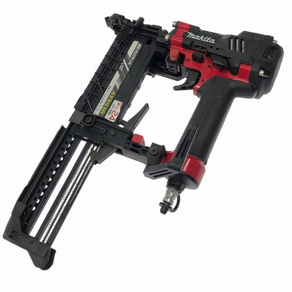 ☆中古品☆makita マキタ 高圧 フロアタッカー AT451H 赤 ケース付 肩巾MA線4mm 長さ50mm フロア用 エアタッカー エアータッカー131306 - 9