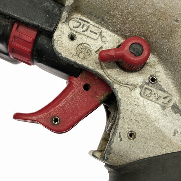☆中古品☆MAX マックス 常圧 コイルネイラ 型番不明 SK11 収納工具バック付き エア釘打ち機 エアツール 大工道具132926 - 7