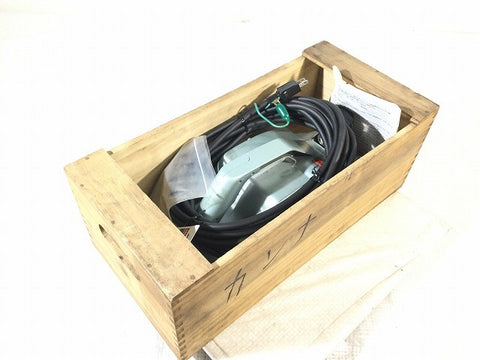 ☆中古品☆HITACHI 日立工機 100V 電子かんな P40 木箱付 切削幅136mm コード式 電気かんな 電子カンナ 電気カンナ 大工道具131680 - 0
