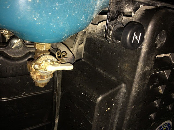 ☆中古品☆ makita マキタ エンジン発電機 EG2500I 定格電圧100V 定格電流25A 定格出力2.5kVA ガソリン工具 - 9