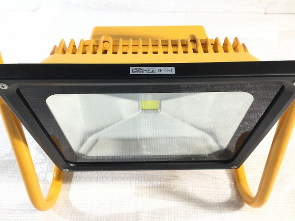 ☆未使用品☆NEXCELL 株式会社ネクセル 充電式LED投光器 GD-F050-Y 本体+ACアダプター 4000-4500ルーメン 三段調光 IP65 防水 - 9