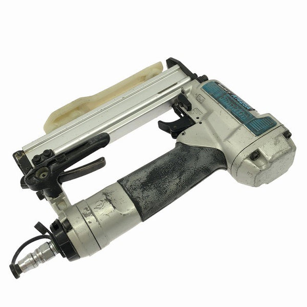 ☆中古品☆makita マキタ 常圧/一般圧 エアタッカー AT425AK ケース付 ステープル幅4mm 長さ25mm エアータッカー137514 - 7