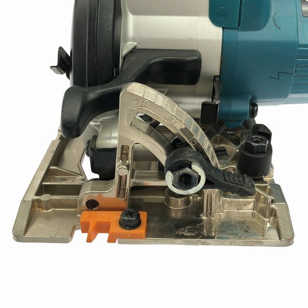 ☆中古品☆makita マキタ 100V 125mm 電気マルノコ 5230 アルミベース コード式 丸ノコ 丸のこ 丸鋸 切断機 木材加工 電動工具122405 - 5