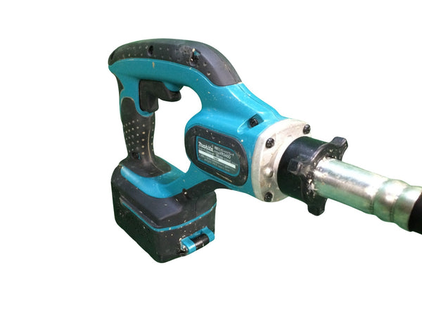☆中古品☆makita マキタ 14.4V 充電式コンクリートバイブレーター VR340D 本体のみ 振動部径25mm コードレス バッテリー式136467 - 3