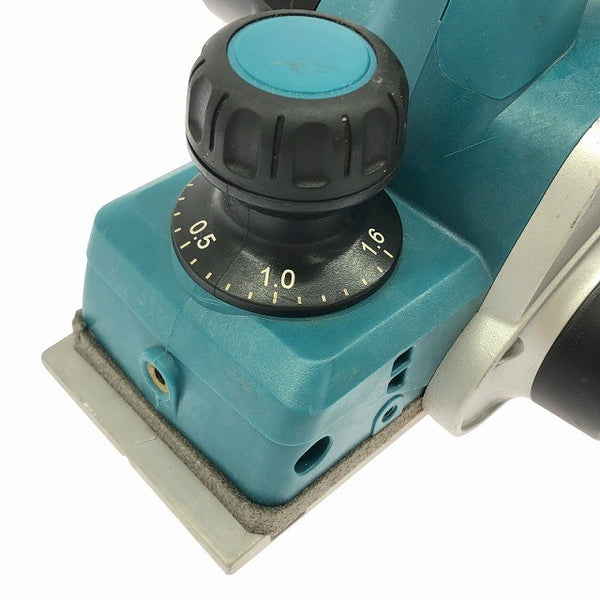 ☆中古美品☆ makita マキタ 14.4V 82mm 充電式カンナ KP140D 青/ブルー 本体のみ136376 - 6