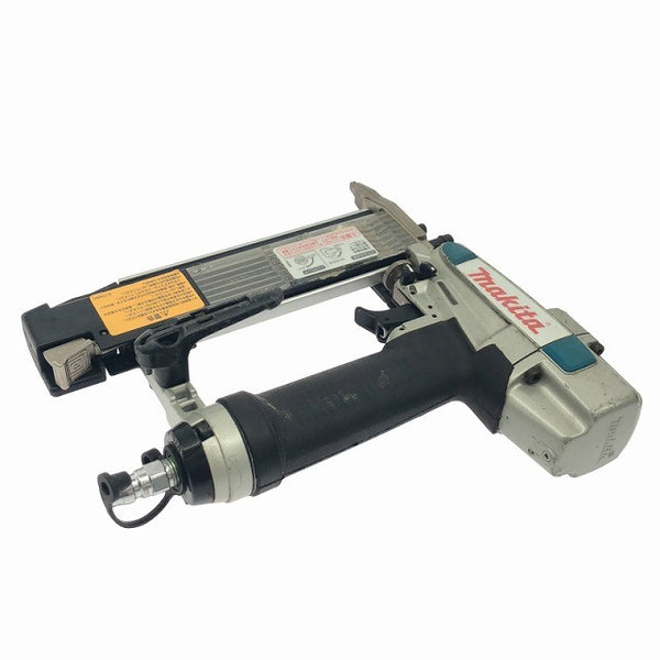 ☆比較的綺麗☆makita マキタ 50mm 常圧 フィニッシュネイラ AF502N ケース付 仕上釘打機 仕上釘打ち機 仕上げ釘打機 エア工具138259 - 7