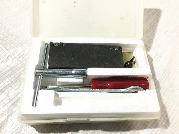 ☆中古品☆makita マキタ 100V 電気カンナ 1805N 木箱付 コード式 電気かんな 電動カンナ 電動かんな 木材加工 切削 大工道具118448 - 10