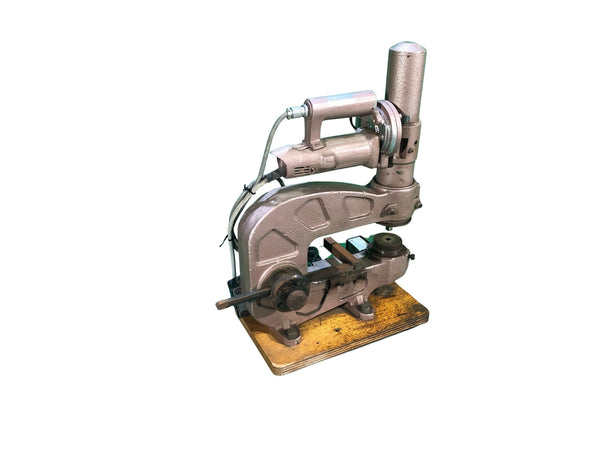 ☆中古品☆KAMEKURA 亀倉精機 ターボプレス GP-1 パンチセット5組付 電動油圧式 ポートパンチャー プレス機 デスクパンチャー - 3