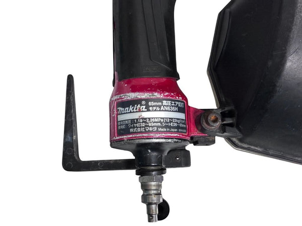 ☆中古品☆makita マキタ 65mm 高圧 エア釘打機 AN636H 赤 エア釘打ち機 ロール釘打機 ロール釘打ち機 コイルネイラ136725 - 10