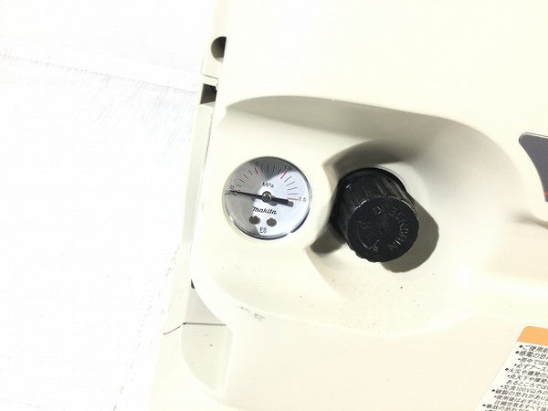 ☆中古比較的綺麗☆makita マキタ 常圧専用 エアコンプレッサー AC700 100V 5L 一般圧専用 エアーコンプレッサー エア工具131341 - 6