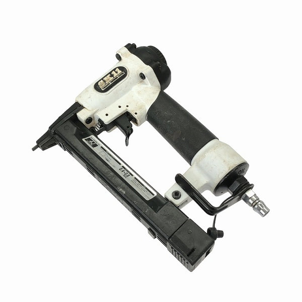 ☆中古品☆SK11 藤原産業 一般圧/常圧 エアタッカー SA-T425L-X1 ケース付 ステープル幅4mm 長さ25mm エアータッカー エア工具 - 4