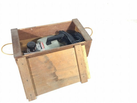 ☆比較的綺麗☆makita マキタ 136㎜ 2スピードカンナ 電気カンナ 1804N 替刃付 電気かんな127175 - 0