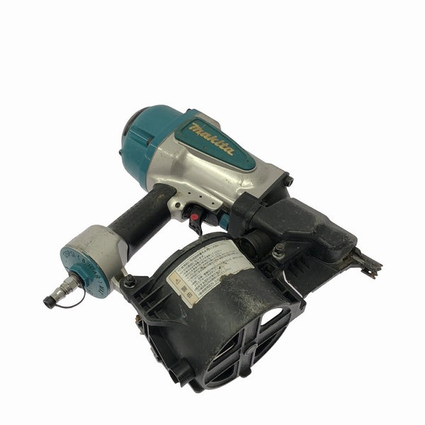 ☆中古品☆makita マキタ 90mm 常圧 エア釘打ち機 AN902 ケース付き 大工道具/内装 エア工具 エアーツール - 5
