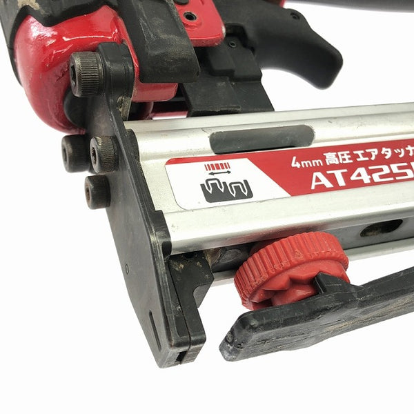 ☆比較的綺麗です☆makita マキタ 高圧 エアタッカー AT425HE 赤 ステープル幅J線4mm 長さ25mm エアータッカー エア工具 - 6