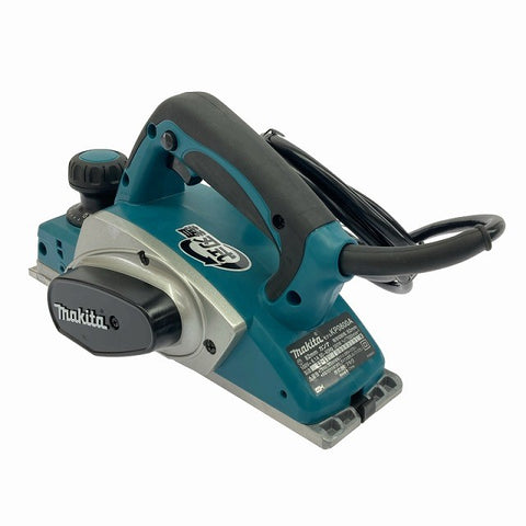☆美品☆makita マキタ 100V 82mm 電気カンナ KP0800ASP 替刃付 コード式 電気かんな 電子カンナ 木材加工 切削機 電動工具124860 - 0