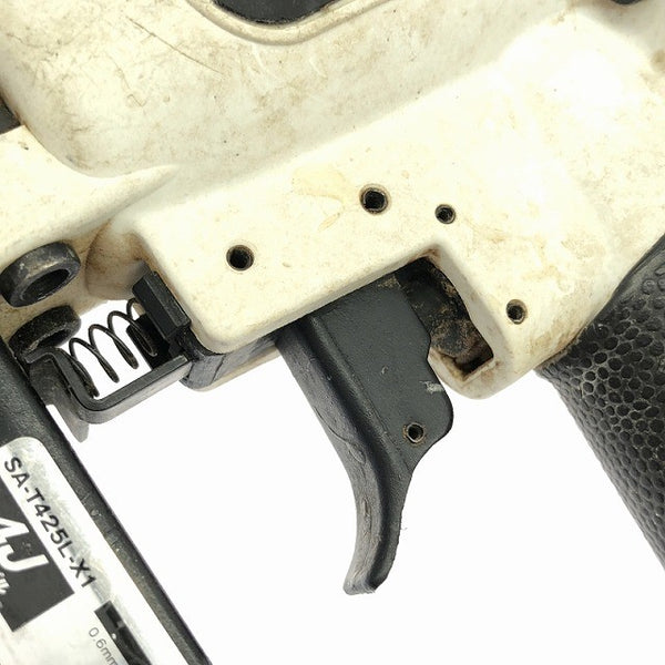 ☆中古品☆SK11 藤原産業 一般庄/常圧 エアタッカー SA-T425L-X1 ケース付 ステープル幅4mm 長さ25mm エアータッカー エア工具120385 - 9
