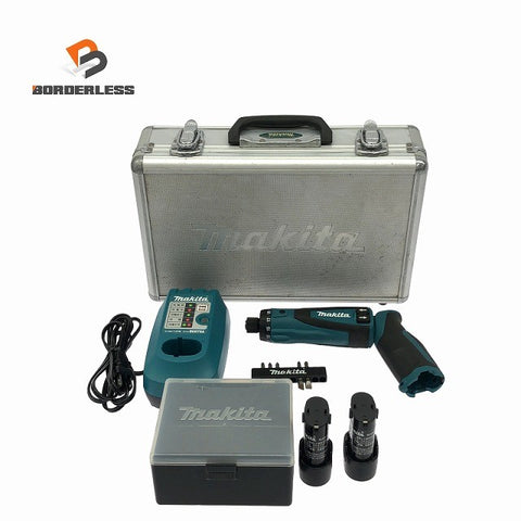 ☆美品☆makita マキタ 7.2V 充電式ペンドライバドリル DF010DS バッテリー2個(7.2V 1.0Ah) 充電器付き 電動工具127826