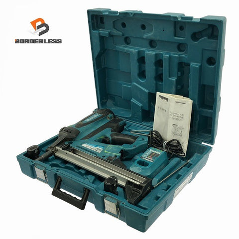 ☆比較的綺麗☆makita マキタ 7.2V コンクリート用 ガスピン打ち機 GN420C バッテリ2個(7.2V1.5Ah) 充電器 ケース付 ガスネイラ134145