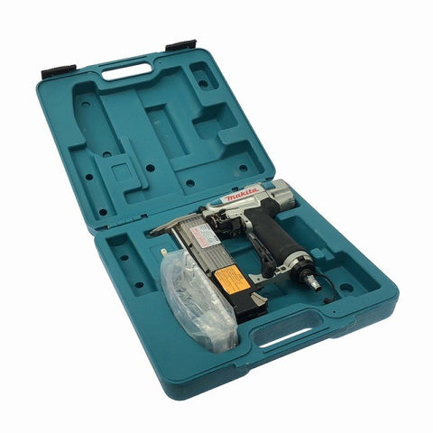 ☆中古品☆makita マキタ 50mm 常圧 仕上釘打機 AF502N フィニッシュネイラ 仕上釘打ち機 仕上げ釘打機 仕上げ釘打ち機118704 - 0