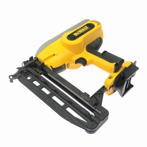 ☆中古品☆ DEWALT デウォルト 14.4V 充電式ブラッドネイラ DC612 本体+バッテリー1個(6.0Ah)+ブラッドネイル専用釘114684 - 0