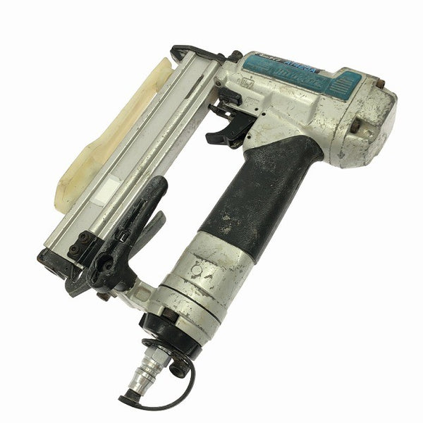 ☆中古品☆makita マキタ 一般庄/常圧 エアタッカー AT425A ステープル幅4mm 長さ25mm エアータッカー エア工具133180 - 4