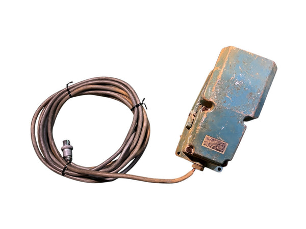 ☆中古品 近畿圏のみ送料無料☆SONE 曽根 100V ケーブルウインチ CW700 本体+フットスイッチ付 ケーブル入線ウィンチ 通線工事127112 - 10