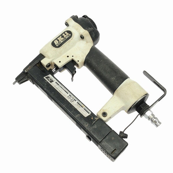 ☆中古品☆SK11 藤原産業 一般庄/常圧 エアタッカー SA-T425L-X1 ケース付 ステープル幅4mm 長さ25mm エアータッカー エア工具120385 - 4