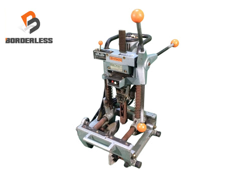 ☆中古品☆HITACHI 日立工機 100V 30mm 角のみ BS30 カクノミ 角ノミ 電動工具 木材加工 大工道具120475