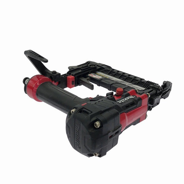 ☆中古品☆makita マキタ 高圧 フロアタッカー AT451H 赤 ケース付 肩巾MA線4mm 長さ50mm フロア用 エアタッカー エアータッカー131306 - 6