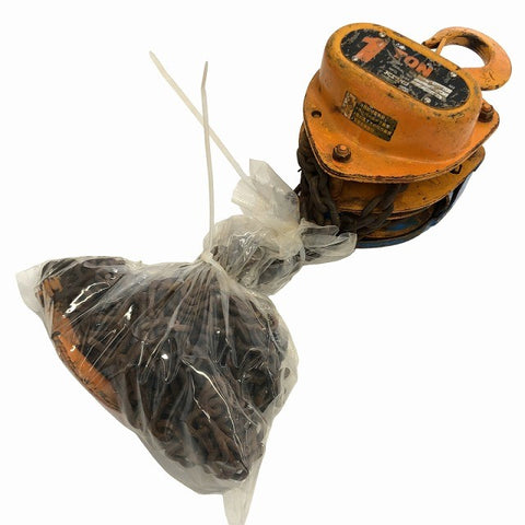 ☆中古品2個セット☆KITO キトー チェーンブロック M3形 CB010 荷重1.0ton/1ton 揚程2.5m 手動式 チェンブロック 吊り具 荷揚げ機136343 - 0