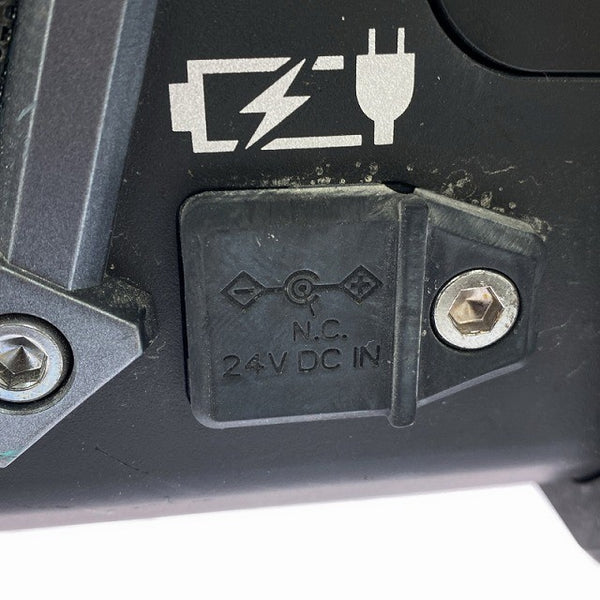 ☆中古品☆makita マキタ 充電式ラジオ MR300 本体のみ 黒 コードレスラジオ128911 - 5