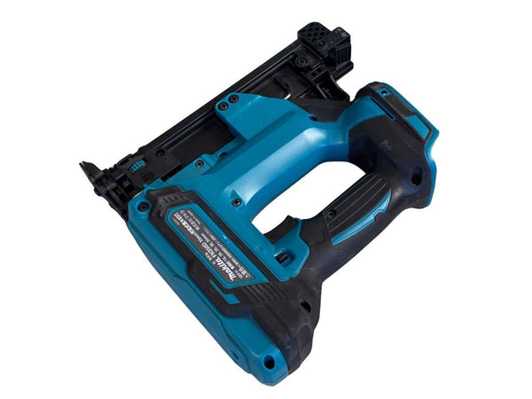 ☆比較的綺麗☆makita マキタ 18V 35mm 充電式面木釘打 FN350DZK 本体+ケース フィニッシュネイラ 仕上釘打ち機137366 - 7