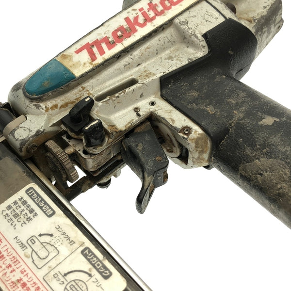 ☆中古品☆makita マキタ 50mm 一般圧/常圧 仕上釘打機 AF502N ケース付 フィニッシュネイラ 仕上釘打ち機 仕上げ釘打機 エア工具118232 - 8