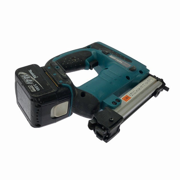 ☆中古品☆makita マキタ 14.4V 充電式タッカ ST420D バッテリ2個(3.0Ah)充電器 ケース付き コードレス タッカー130446 - 5