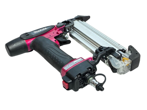 ☆比較的綺麗☆makita マキタ 55mm 高圧 仕上釘打機 AF551H 赤 ケース付 フィニッシュネイラ 仕上釘打ち機 仕上げ釘打機 エア工具135091 - 3