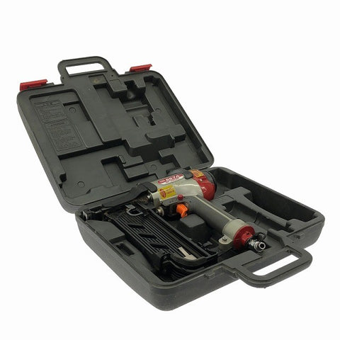 ☆中古品☆MAX マックス 常圧 フロア用タッカー TA-557A/957T 肩巾9mm 足長32～57mm フロアタッカー エアタッカー エアータッカー125424 - 0