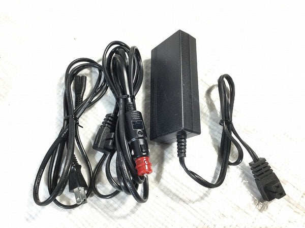 ☆中古品☆makita マキタ 40Vmax 充電式冷温庫 CW001G ACアダプタ シガーソケット用コード付き 116053 - 10