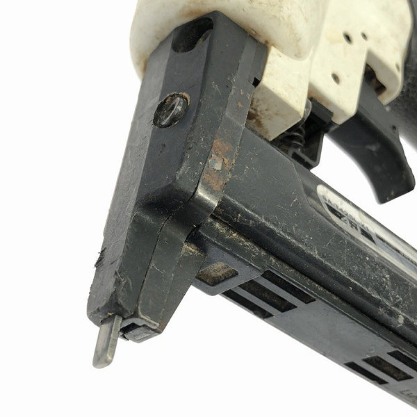 ☆中古品☆SK11 藤原産業 一般庄/常圧 エアタッカー SA-T425L-X1 ケース付 ステープル幅4mm 長さ25mm エアータッカー エア工具120385 - 8